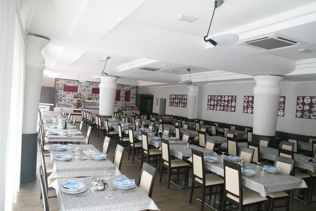 בלריה-איגאה מרינה Hotel Stanchini מראה חיצוני תמונה