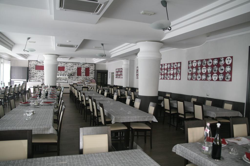 בלריה-איגאה מרינה Hotel Stanchini מראה חיצוני תמונה